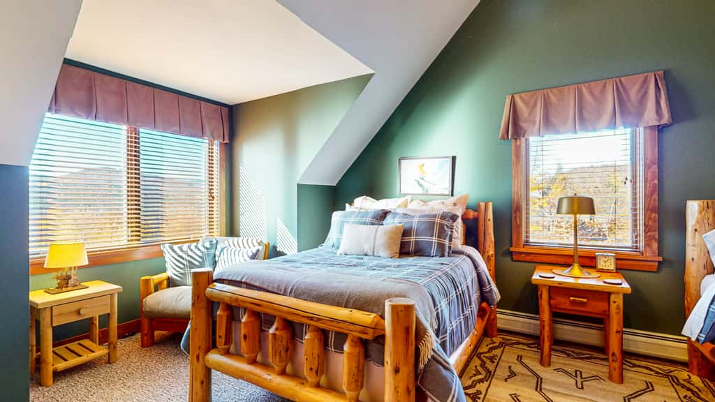 Summit View Lodge