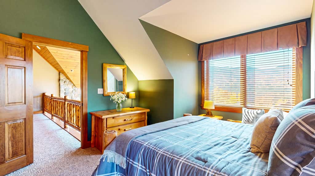 Summit View Lodge