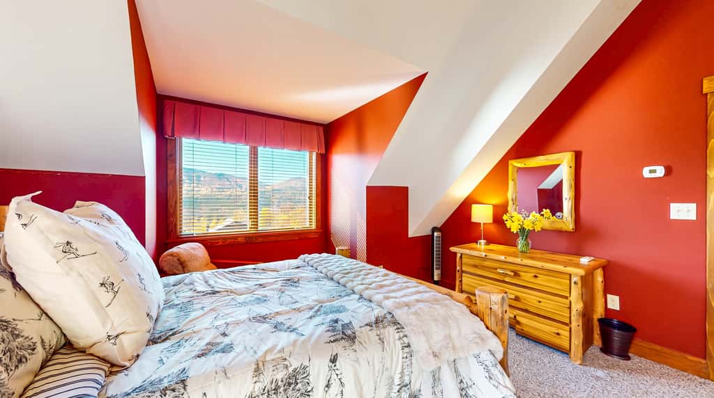 Summit View Lodge
