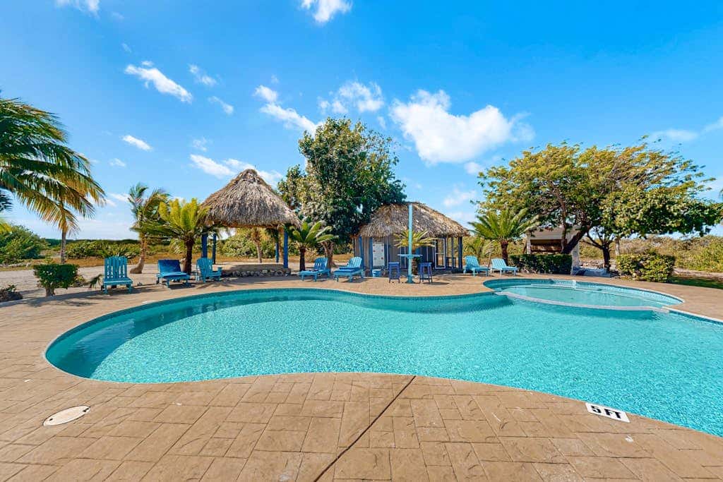 Private Island Penthouse at Brahma Blue, San Pedro