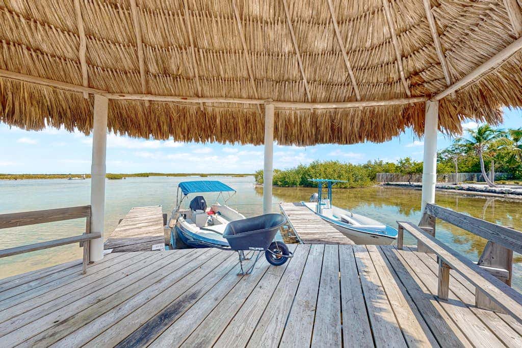 Private Island Penthouse at Brahma Blue, San Pedro