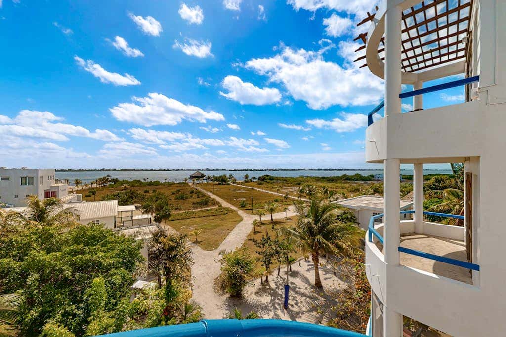 Private Island Penthouse at Brahma Blue, San Pedro