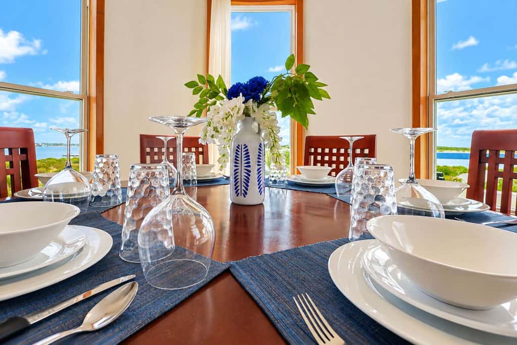 Private Island Penthouse at Brahma Blue, San Pedro