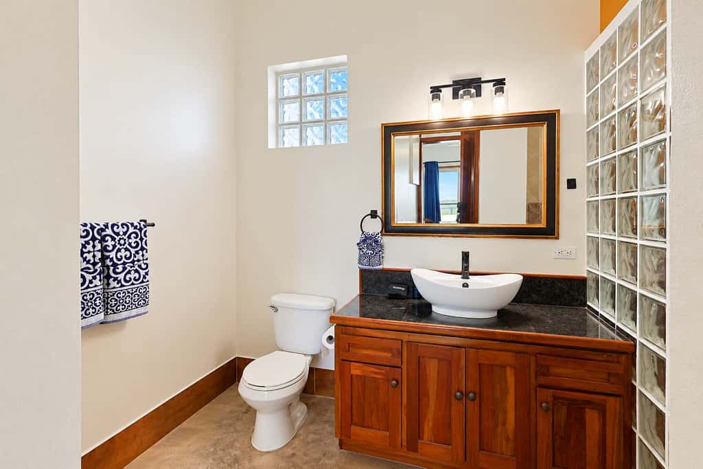 Private Island Penthouse at Brahma Blue, San Pedro