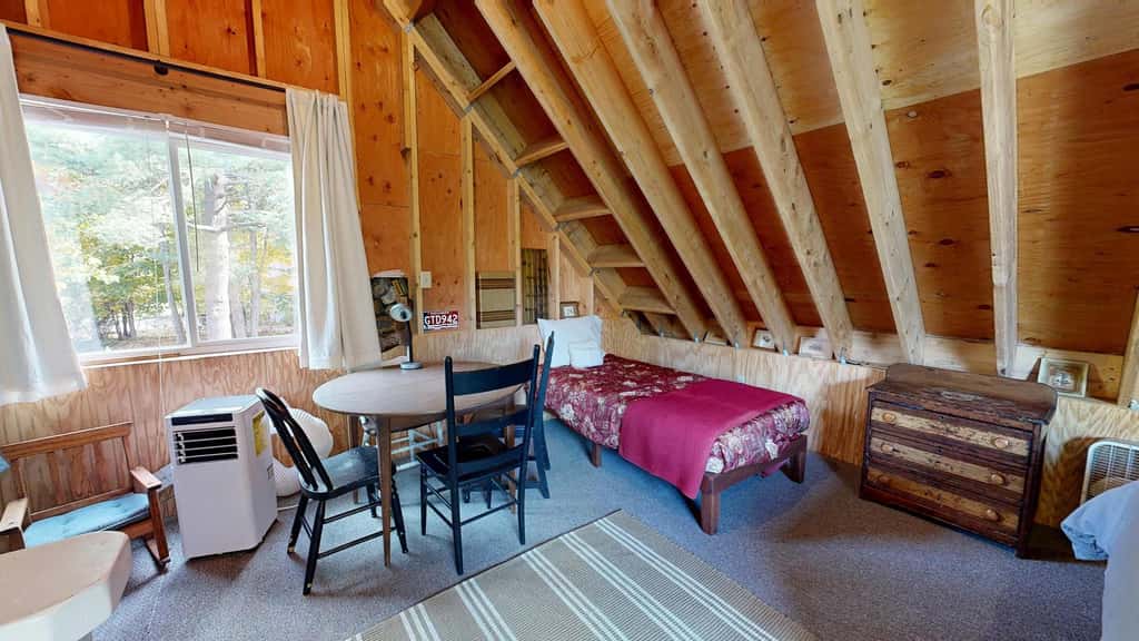 Lakefront retreat with 3 dwellings, fire pit, dock, kayaks, paddleboards & stunning Glen Lake views