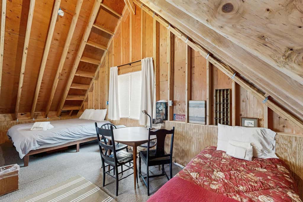 Lakefront retreat with 3 dwellings, fire pit, dock, kayaks, paddleboards & stunning Glen Lake views