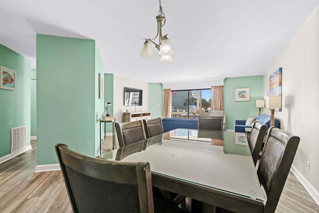 Steps To Beach, Pool, Hot Tub & 1st Floor  
