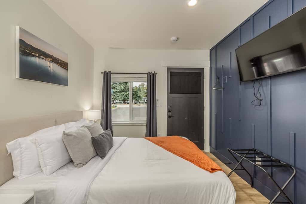 Affordable Studio #10-Lake CDA & Kootenai Hospital