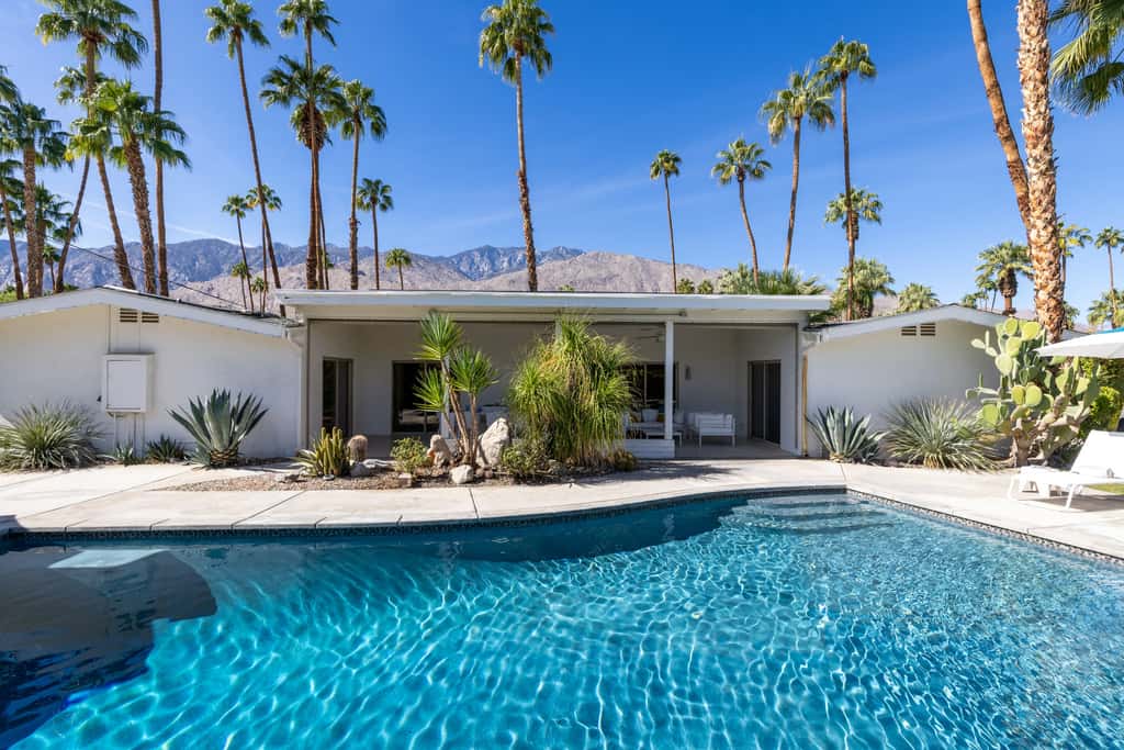 Paseo Palms Estate