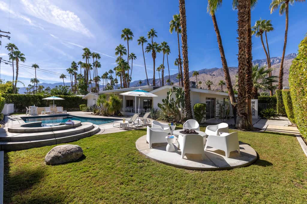 Paseo Palms Estate