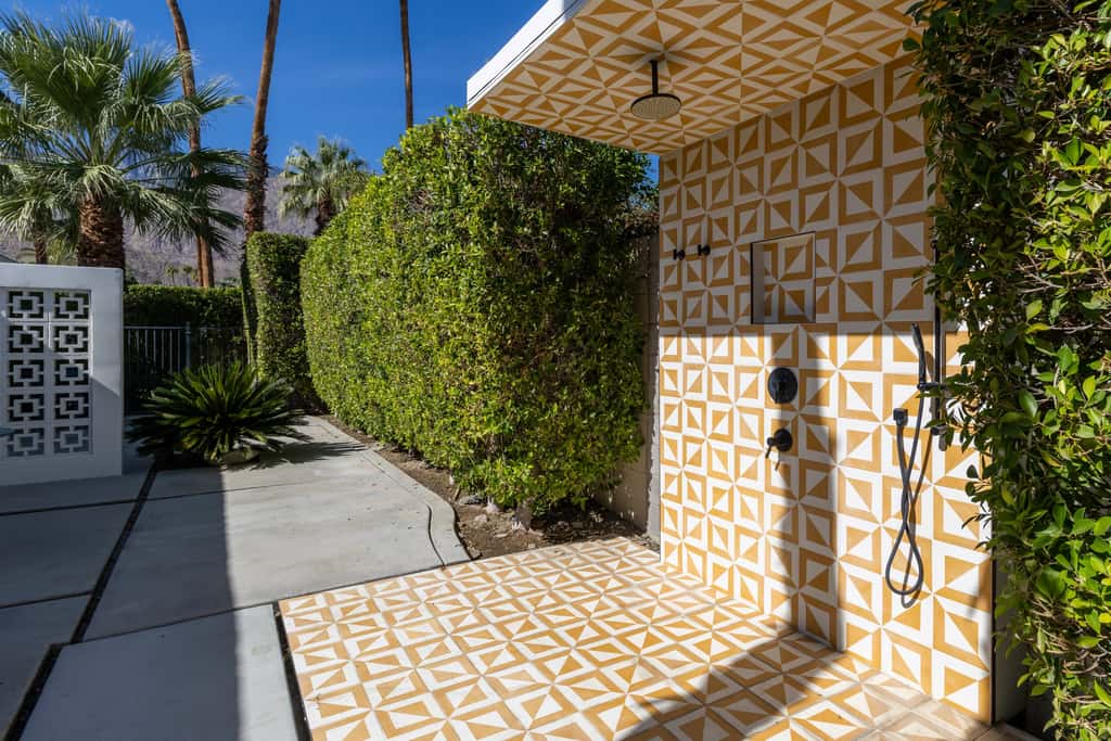 Paseo Palms Estate
