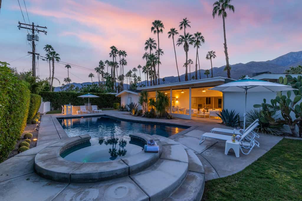 Paseo Palms Estate