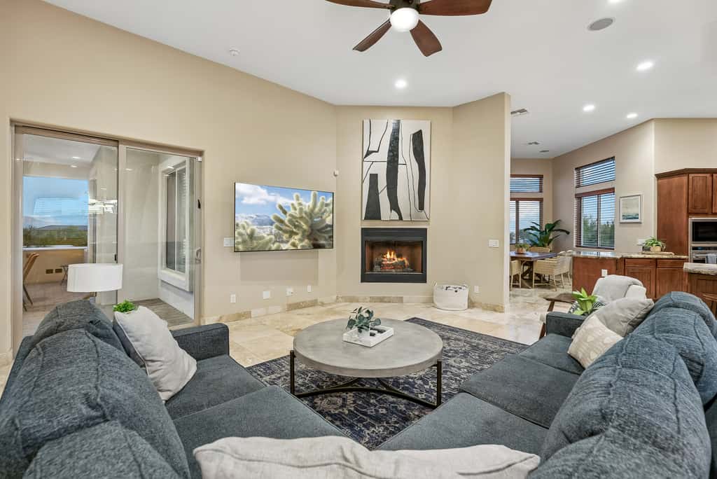 The Scottsdale Summit