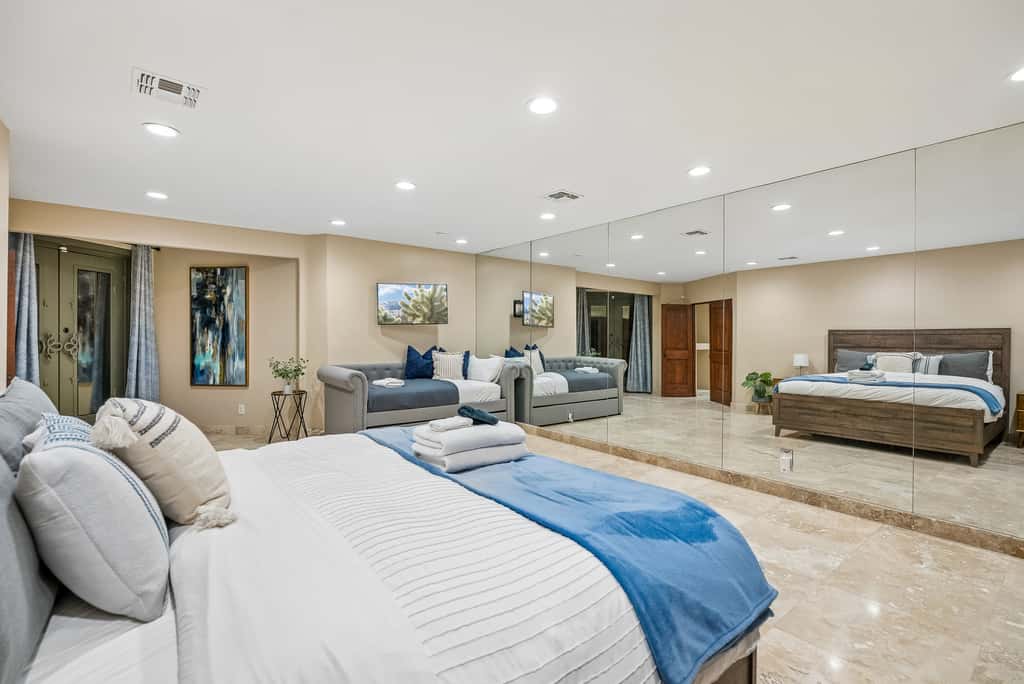 The Scottsdale Summit