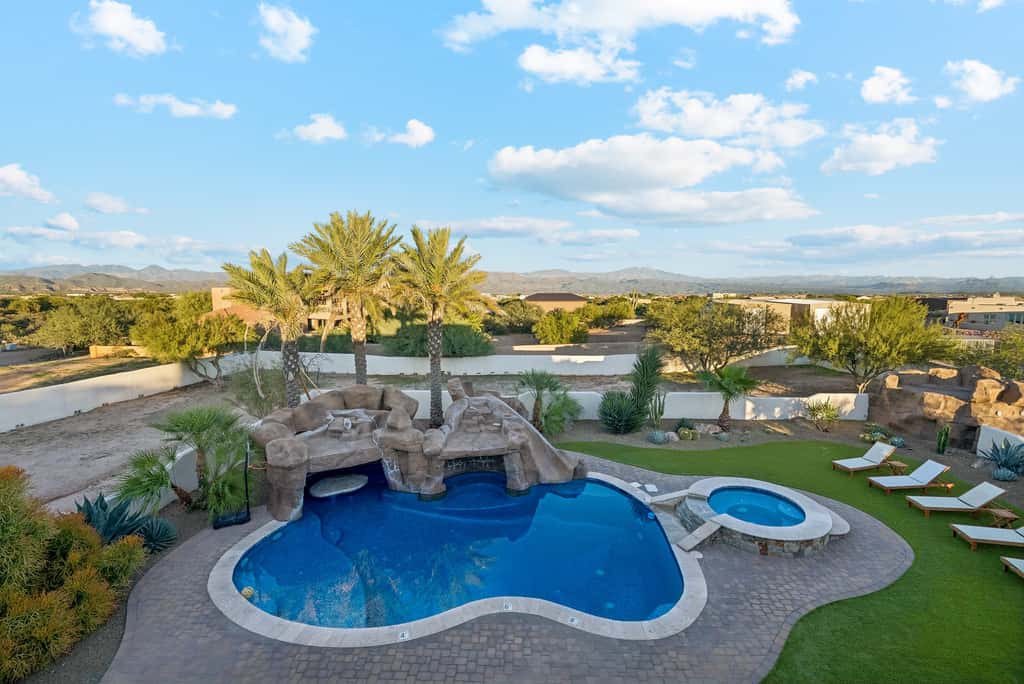 The Scottsdale Summit