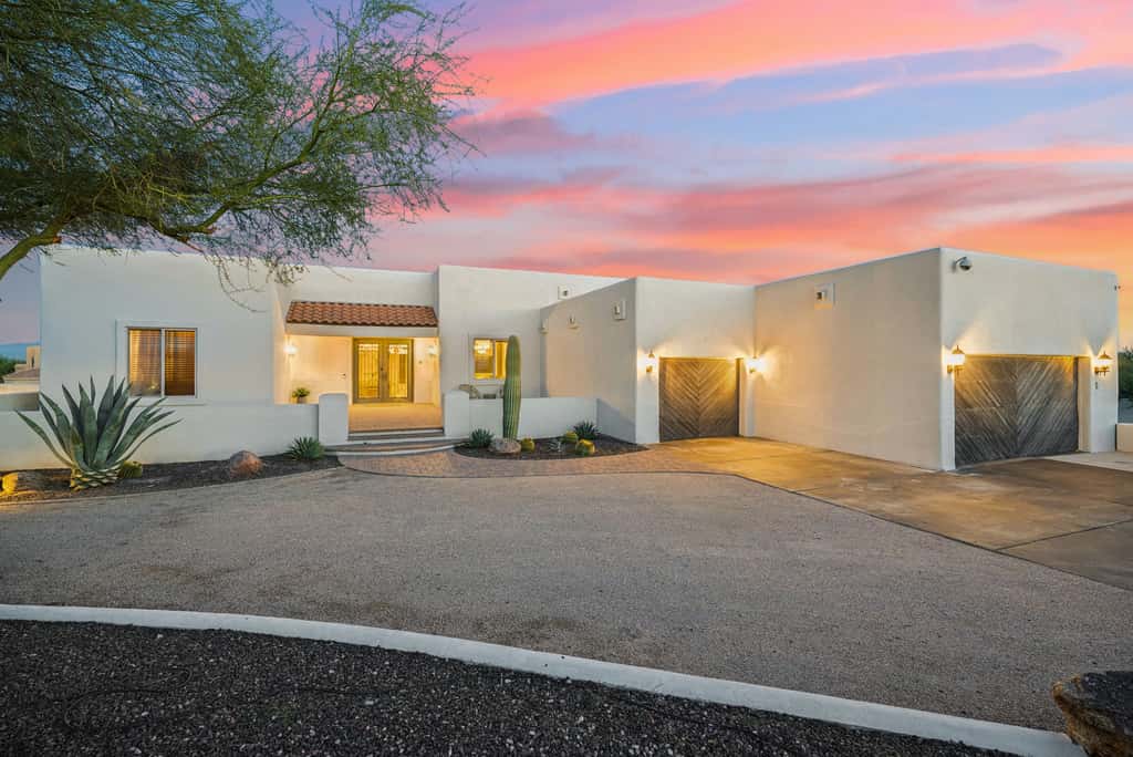 The Scottsdale Summit