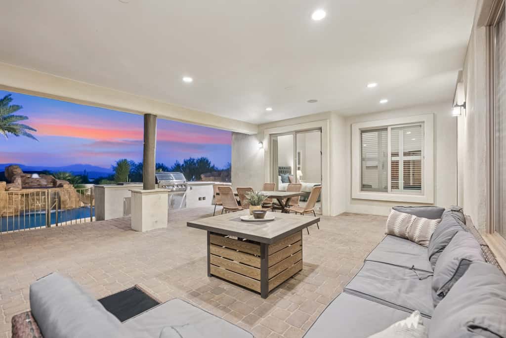 The Scottsdale Summit