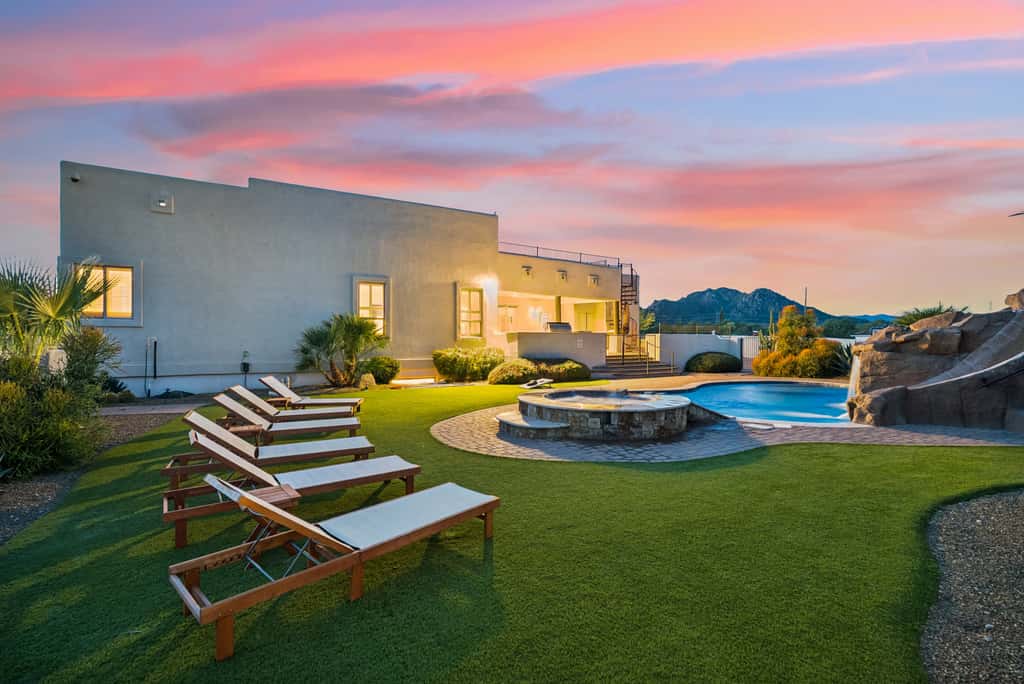 The Scottsdale Summit