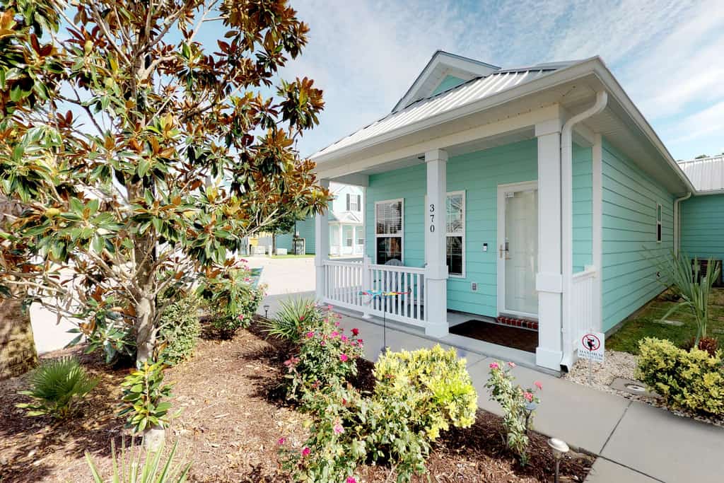 The exterior of a vacation home near the beach in Myrtle Beach, SC.