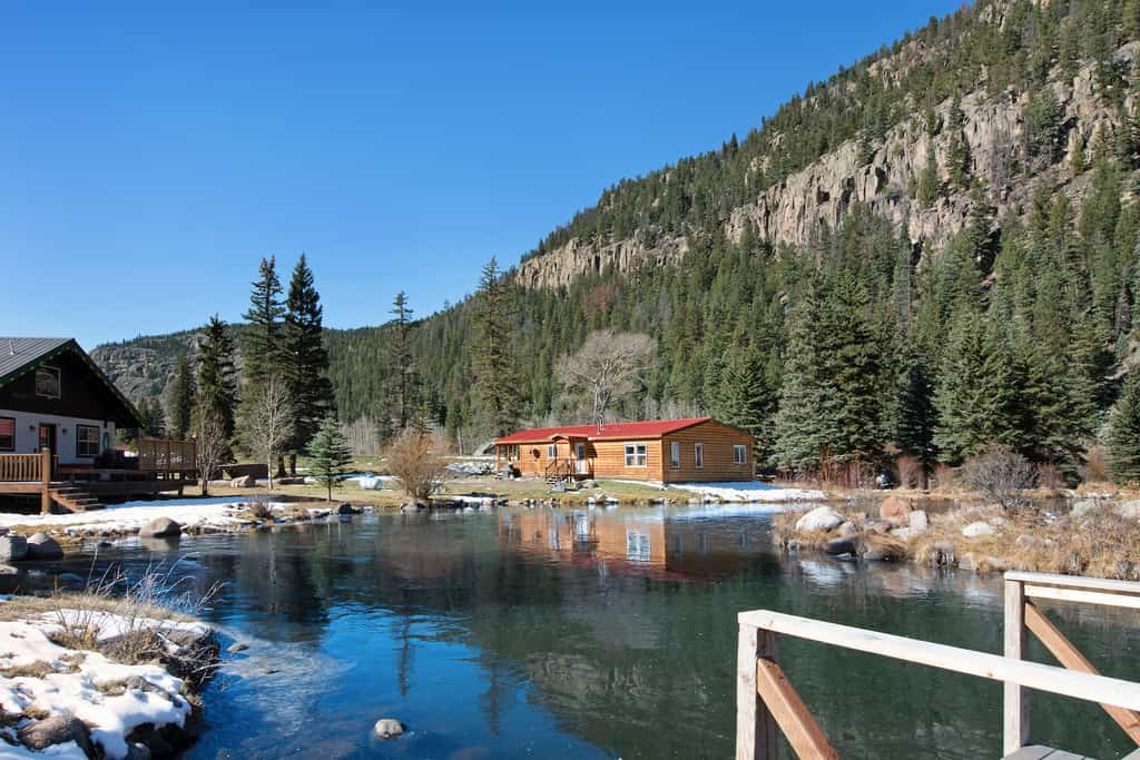 Colorado river cabins