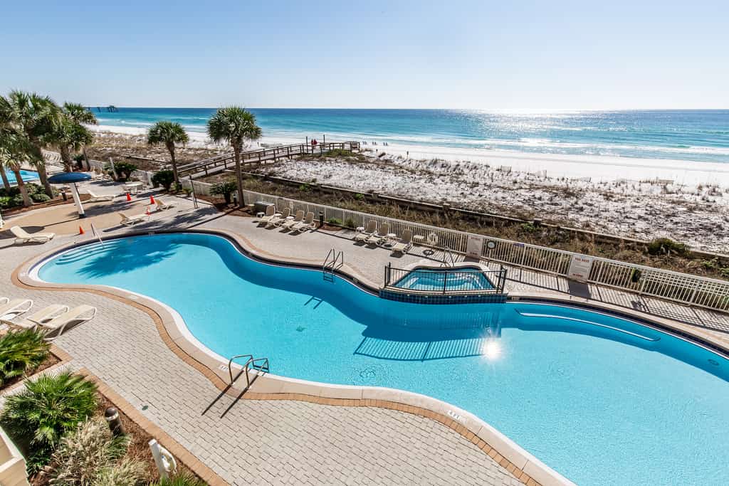 The Azure Beach Resort pool that overlooks the ocean in Texas.