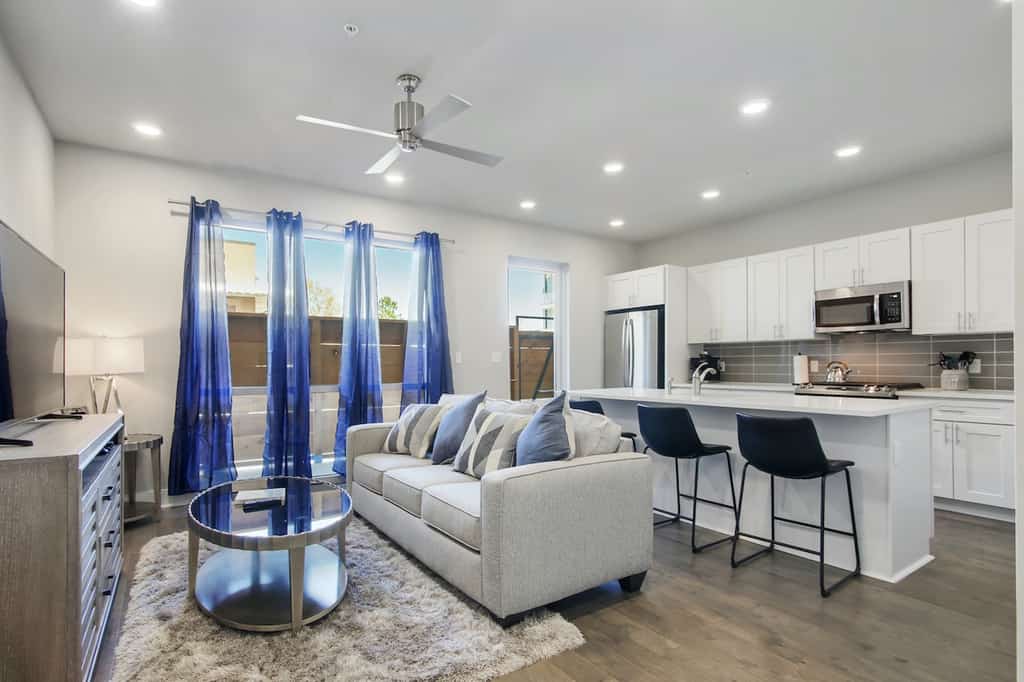 The interior living area of a vacation rental in New Orleans