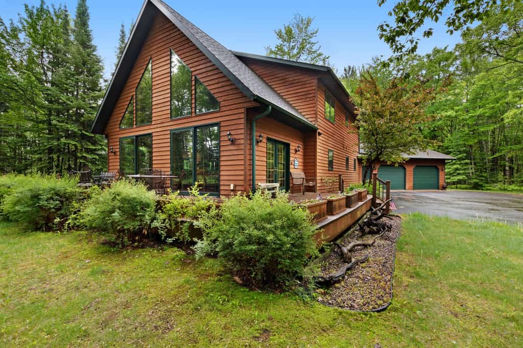 Vacation cabin rental in Wisconsin