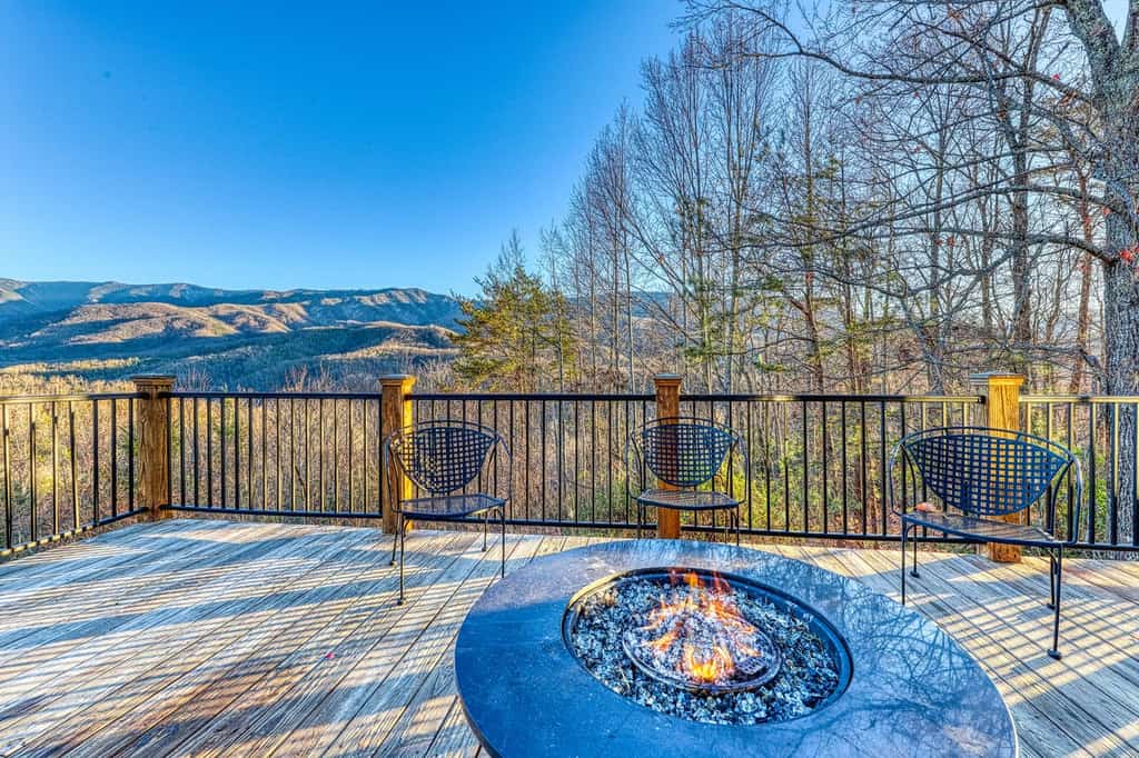 outdoor patio with firepit with amazing views in gatlinburg, tn