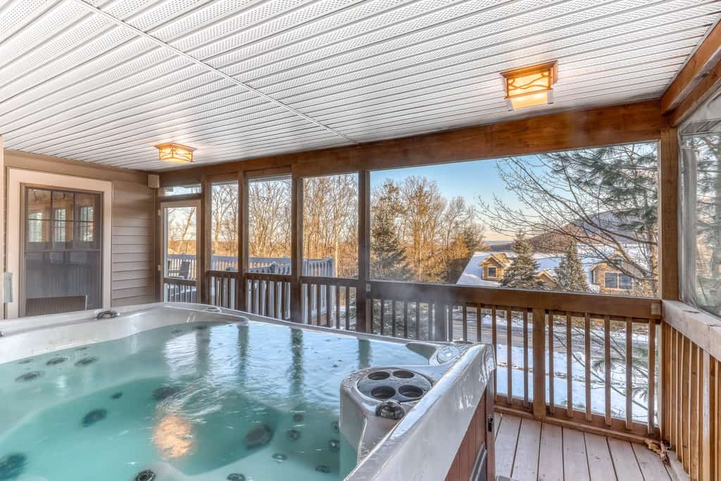 tannersville, pa vacation rental with outdoor hot tub