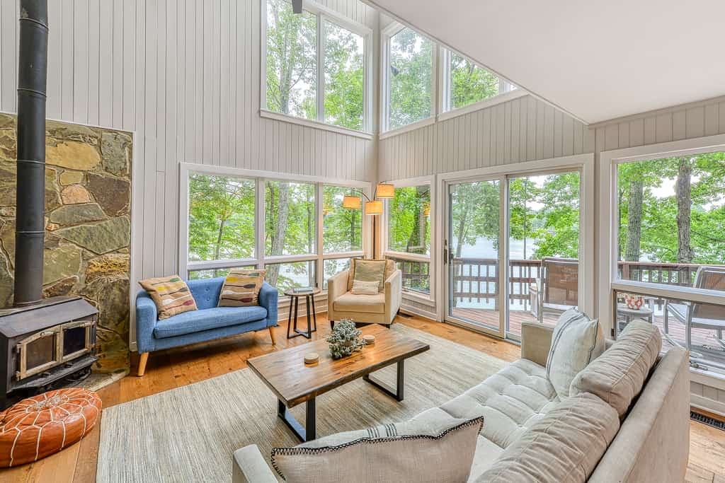 Best lake front rental amenities to have: Orange, VA