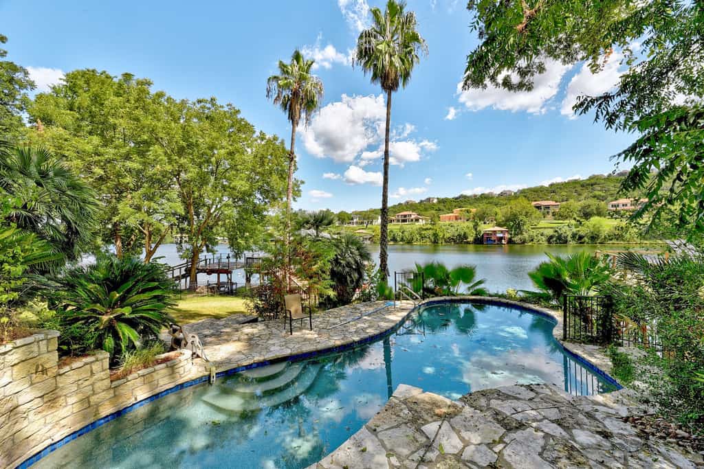 The pool area at a lakefront vacation home in Austin, TX.
