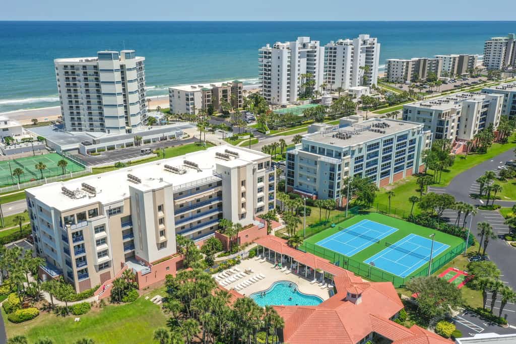 Snowbird vacation rentals.