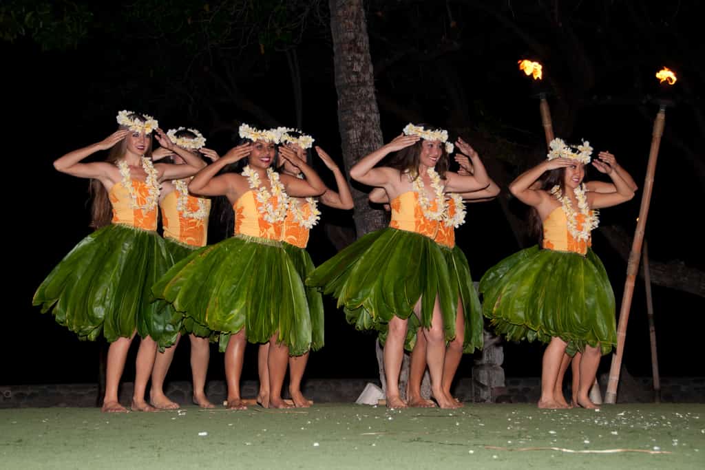 Maui Luau dancers. Image courtesy of Tavis Jacobs