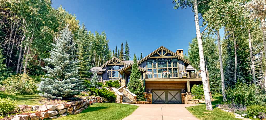 colorado vacation home with professional landscaping