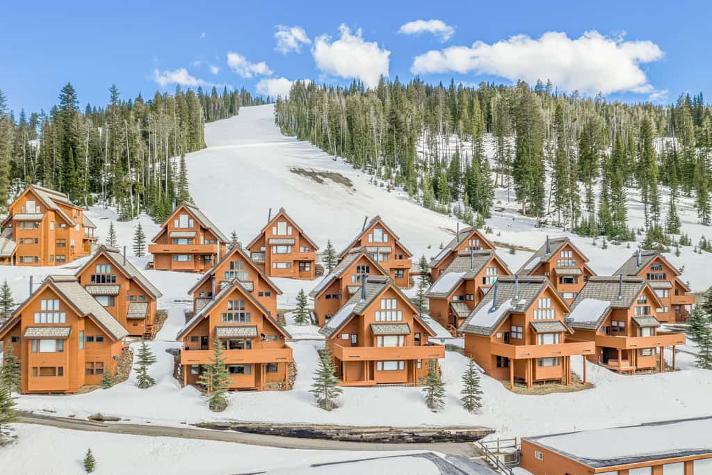 Homes in Montana near ski slope.