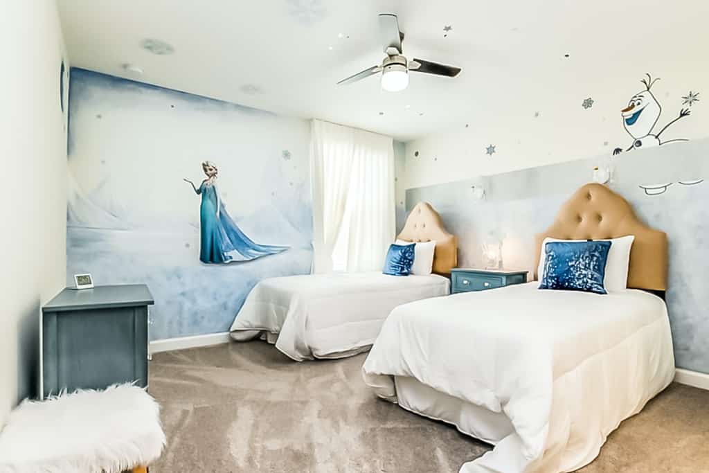 Frozen themed bedroom.