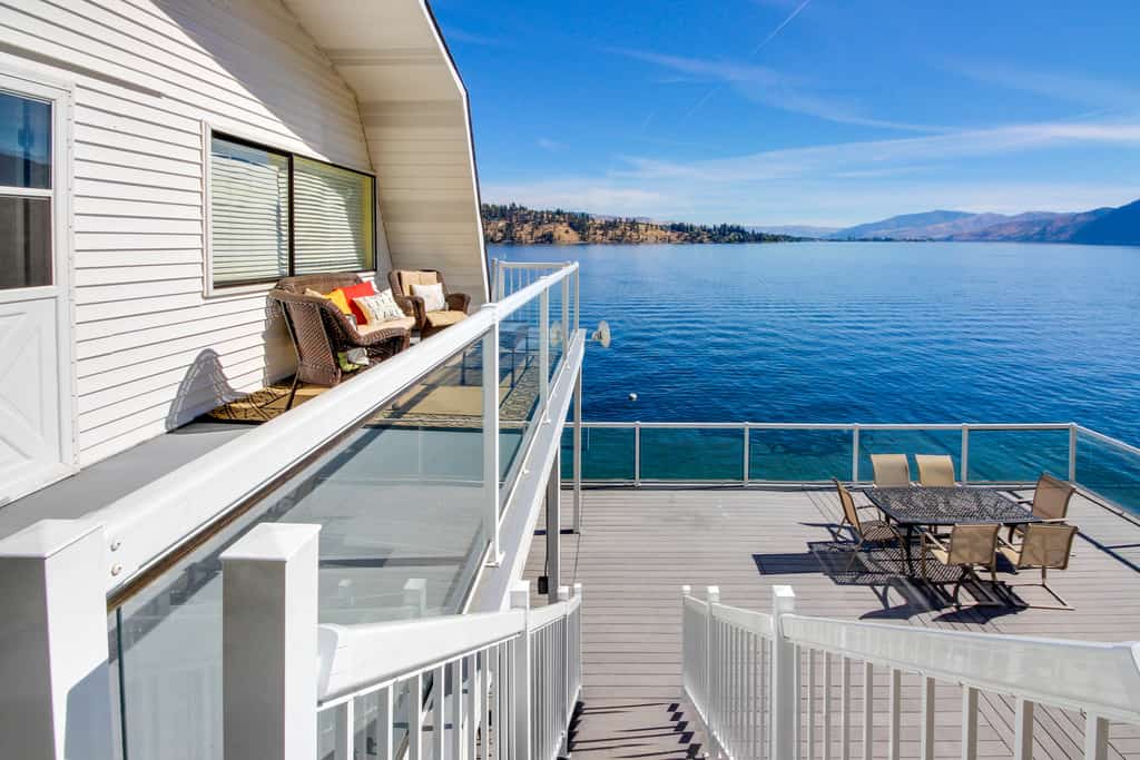 Lake Chelan view.