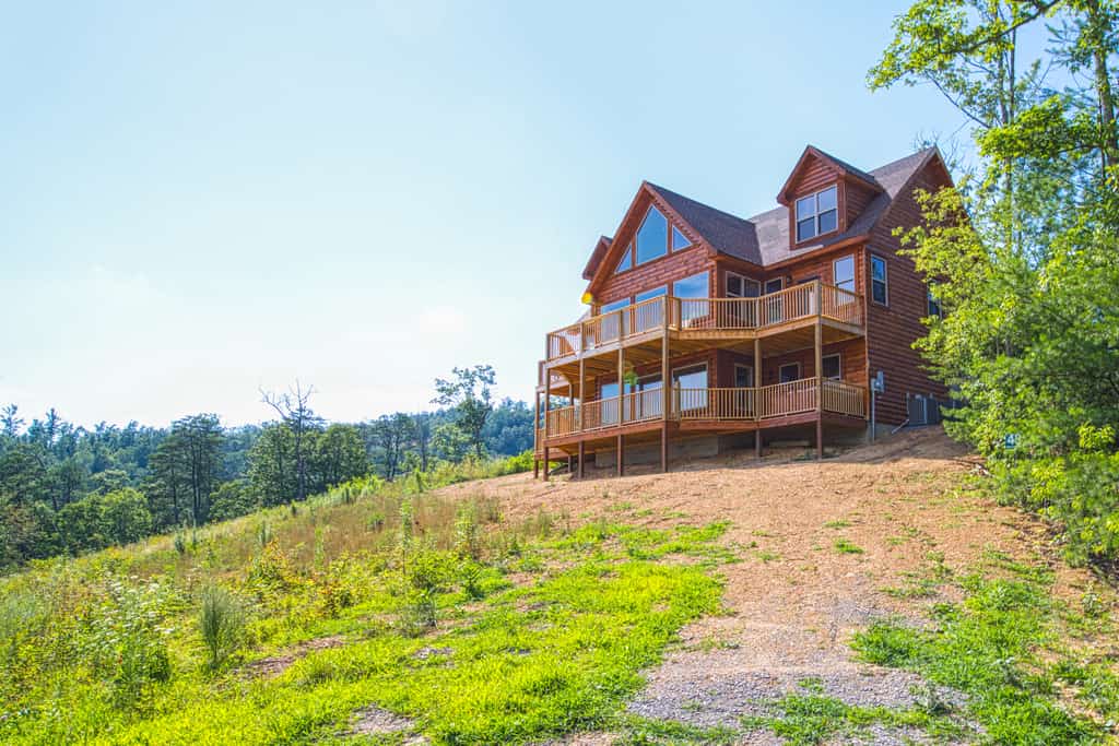 Winter Cabin Travel Trends and Destinations