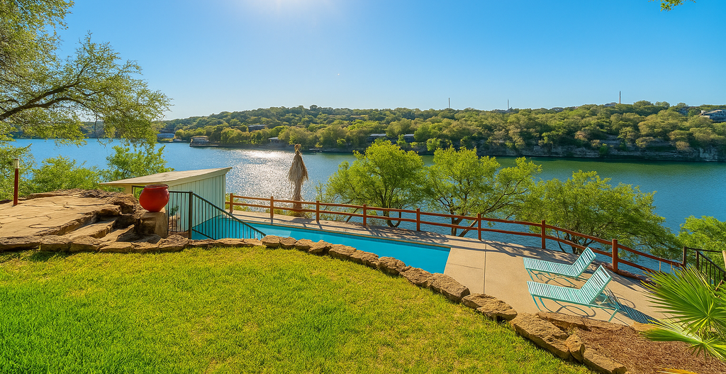 Texas Lake