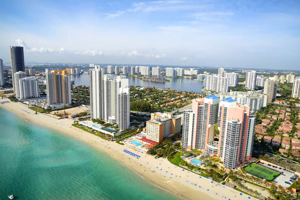 aerial shot of miami, fl