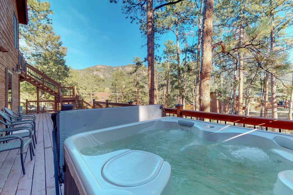 Heavenly Pines Retreat vacation rental in Estes Park with private hot tub