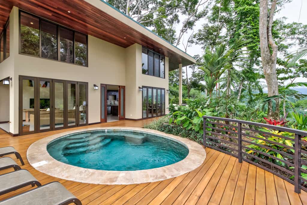 Hot tub on back deck of Costa Rica vacation rental