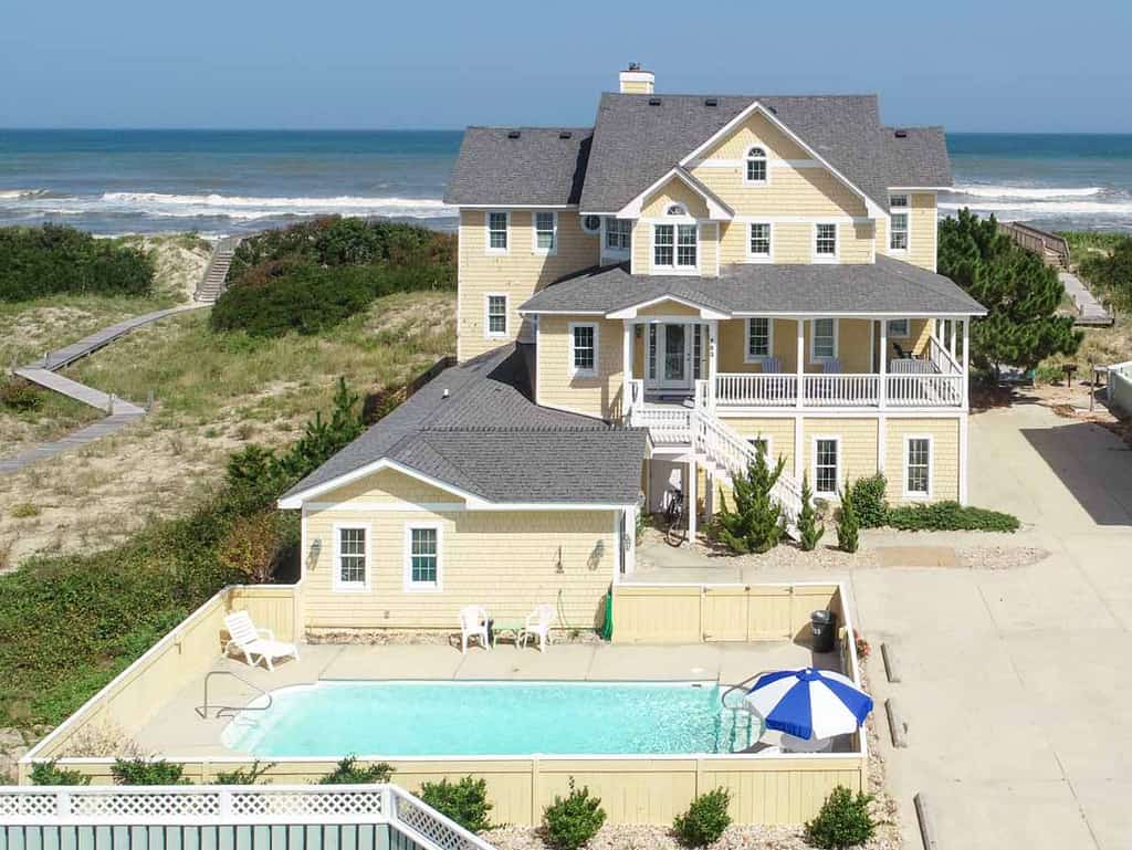Beach house with private pool in the Outer Banks