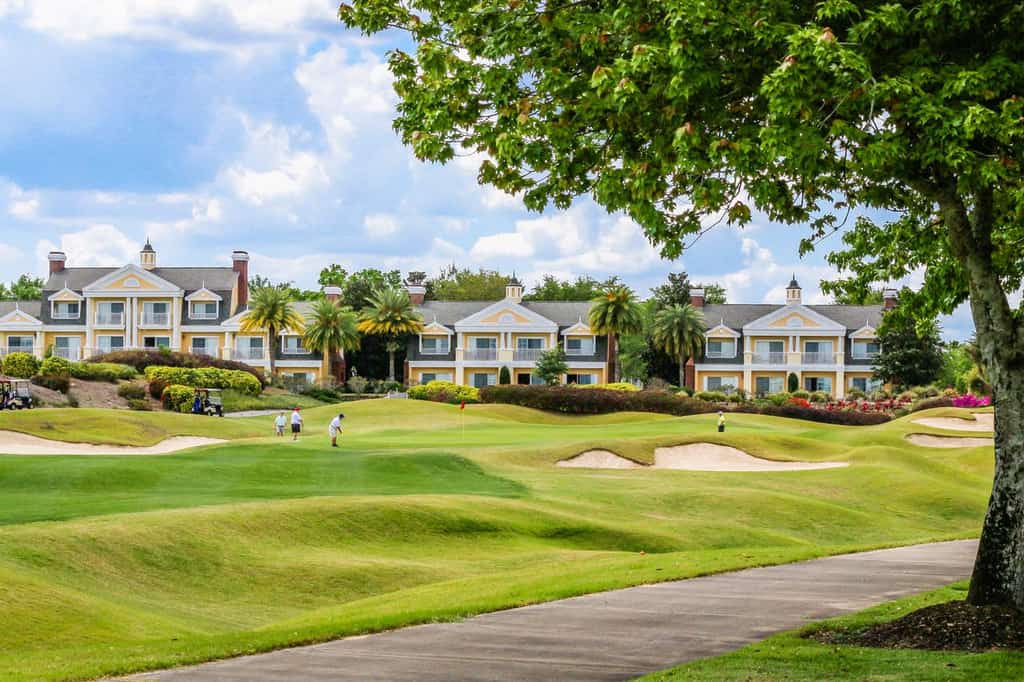 Florida vacation rentals on a golf course near Disney World