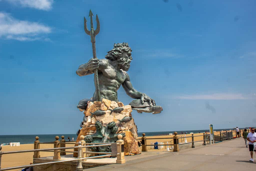 Neptune statue in Virginia Beach