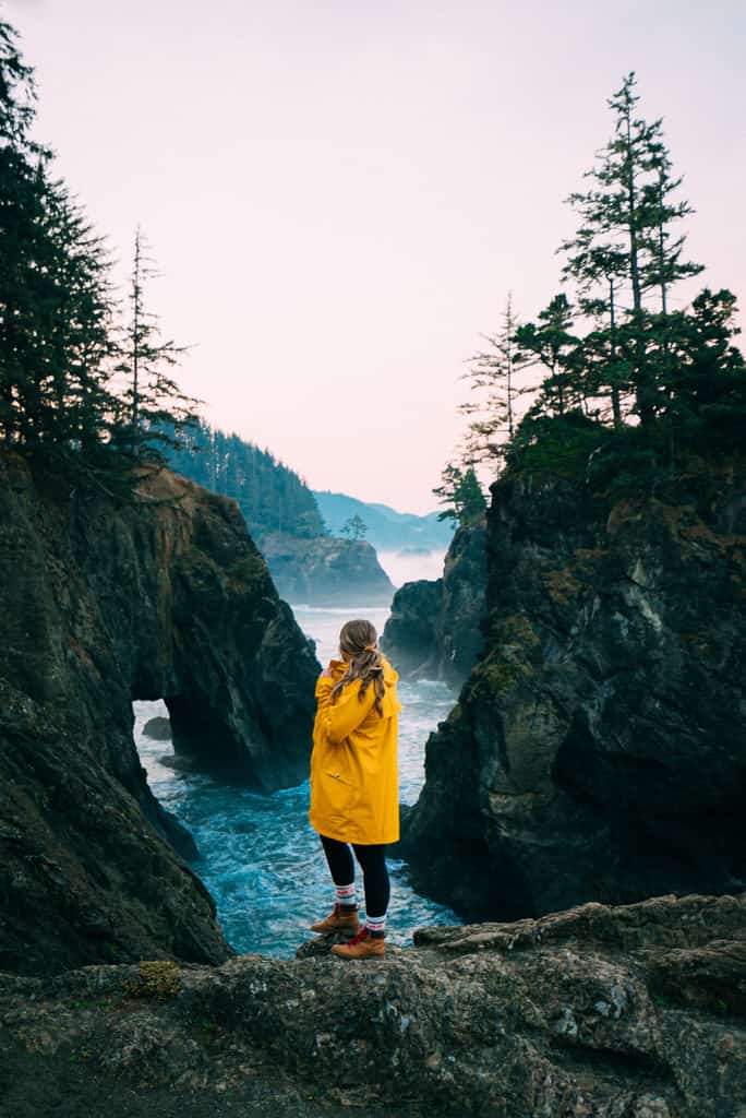 How to travel alone
