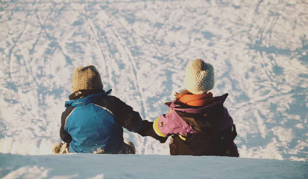 The best mountain cabin amenities guests will love