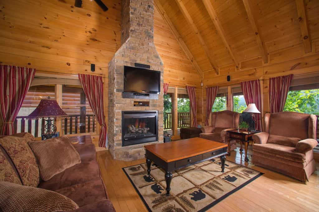 Cozy living room of Sevierville, TN cabin rental