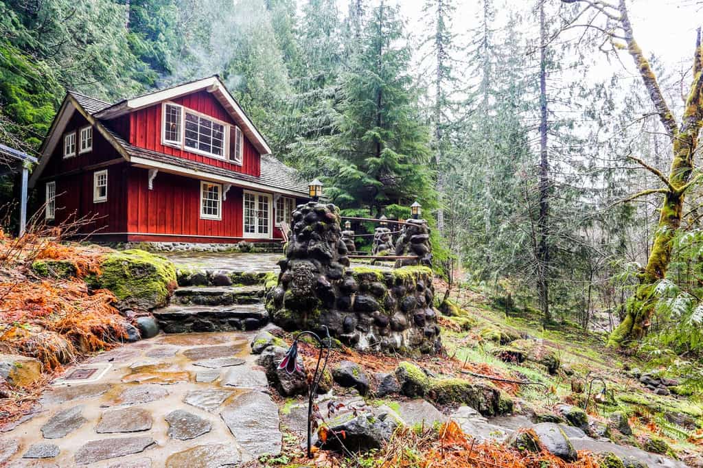The Swedish Stuga in Rhododendron, OR
